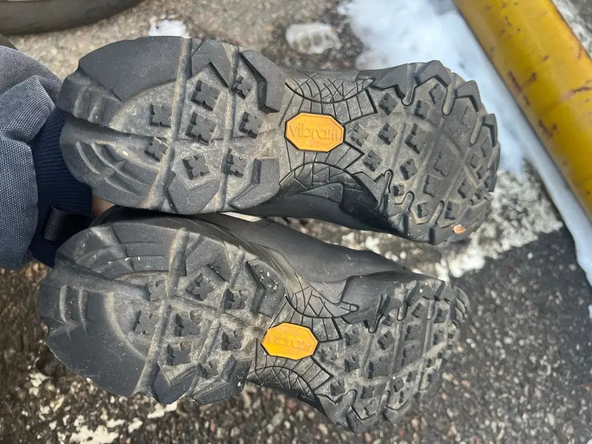  ロア カタリーナ サンド 登山靴 トレッキングシューズ アウトドアシューズ