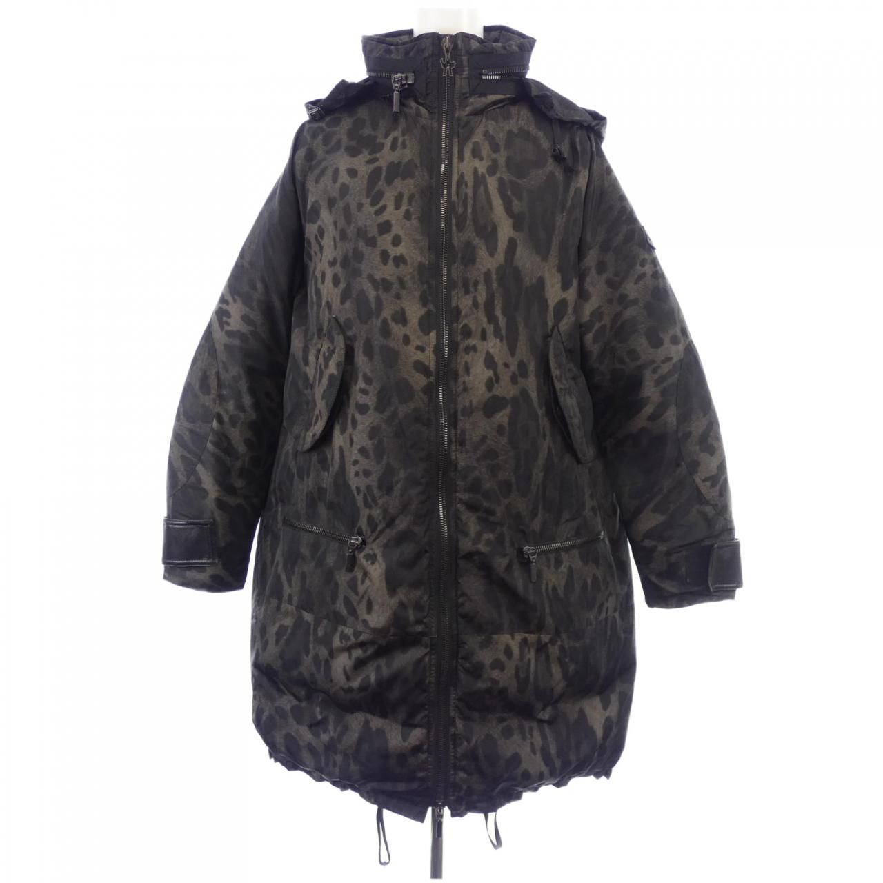モンクレールガムルージュ MONCLER GAMMEROUGE 21934733880 ダウン 