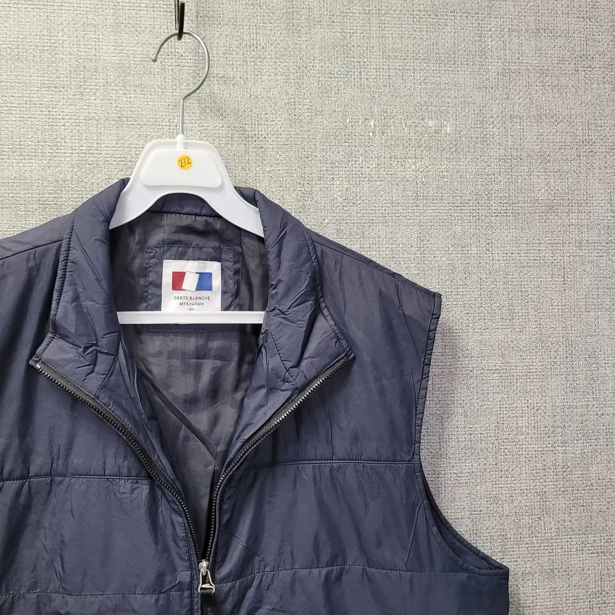 ㅈ272 ダウンベスト 105 - メルカリ