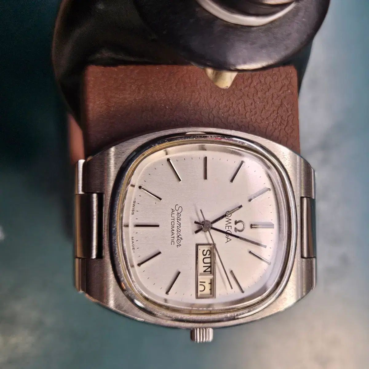 オメガ ヴィンテージ テレビ オートマチック メンズ 腕時計 100万円