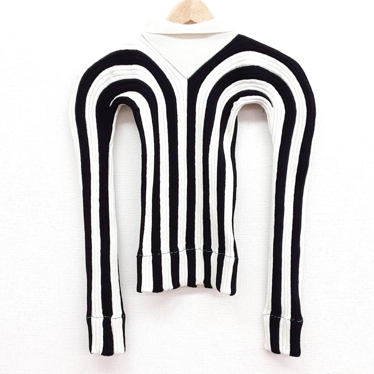 BOTTEGA VENETA (ボッテガ ヴェネタ)長袖カットソー BOTTEGA VENETA(ボッテガヴェネタ) 長袖セーター サイズXS レディース