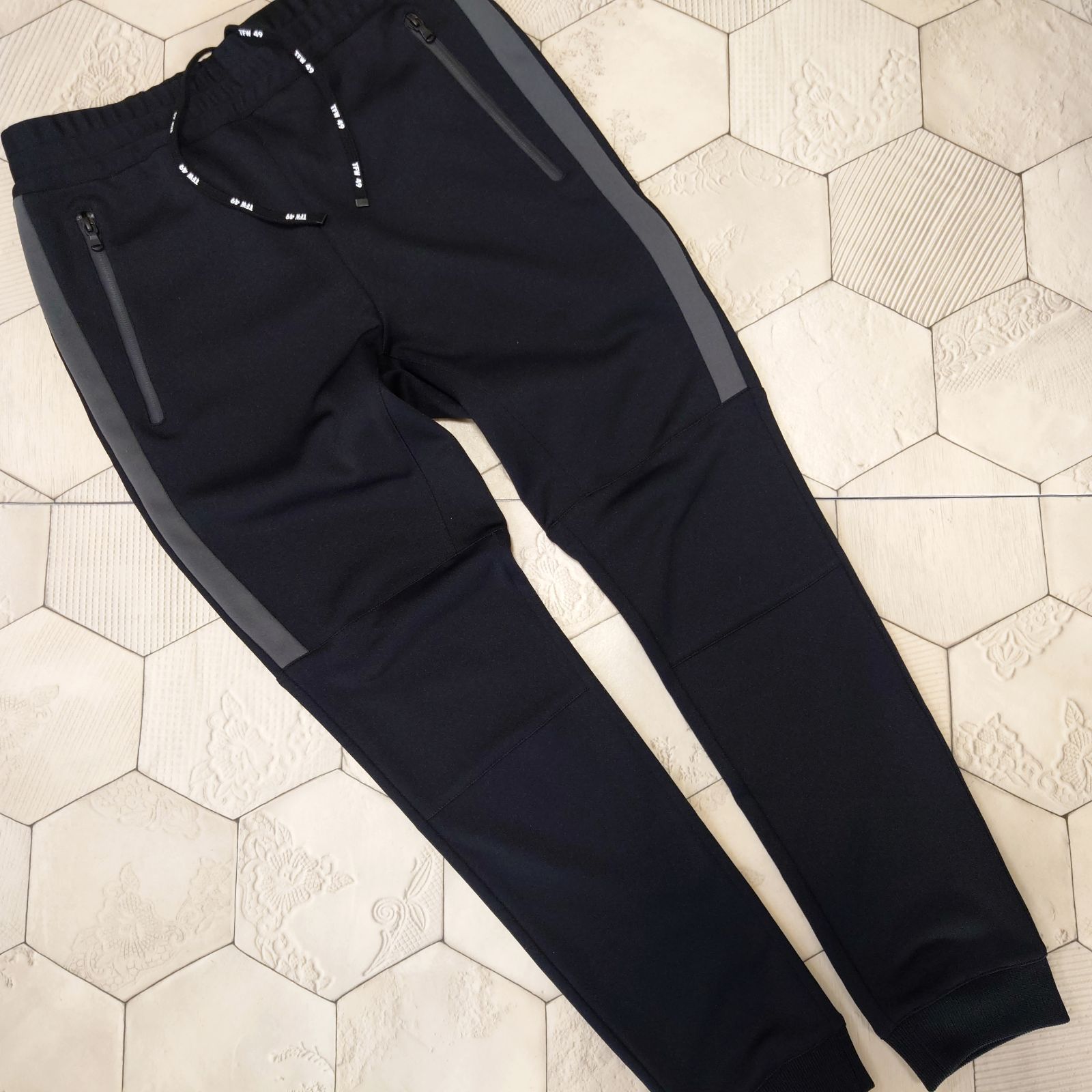 極美品 TFW49 GOLF トラックスーツ セットアップ ブラック メンズ