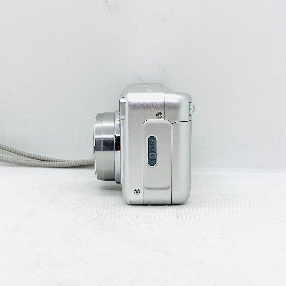 超美品！完動品！CANON Autoboy 180 コンパクトフィルムカメラ CANON Autoboy 180 オークション比較 - 価格.com 完動品 ❁ Canon