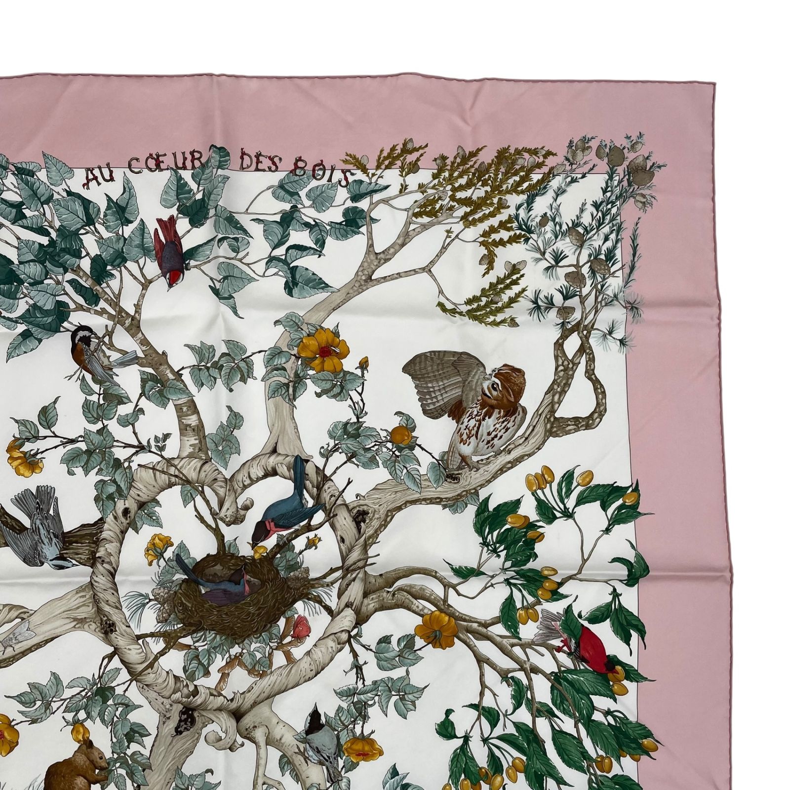 新品同様 HERMES エルメス カレ90 スカーフ AU COEUR DES BOIS 森の中