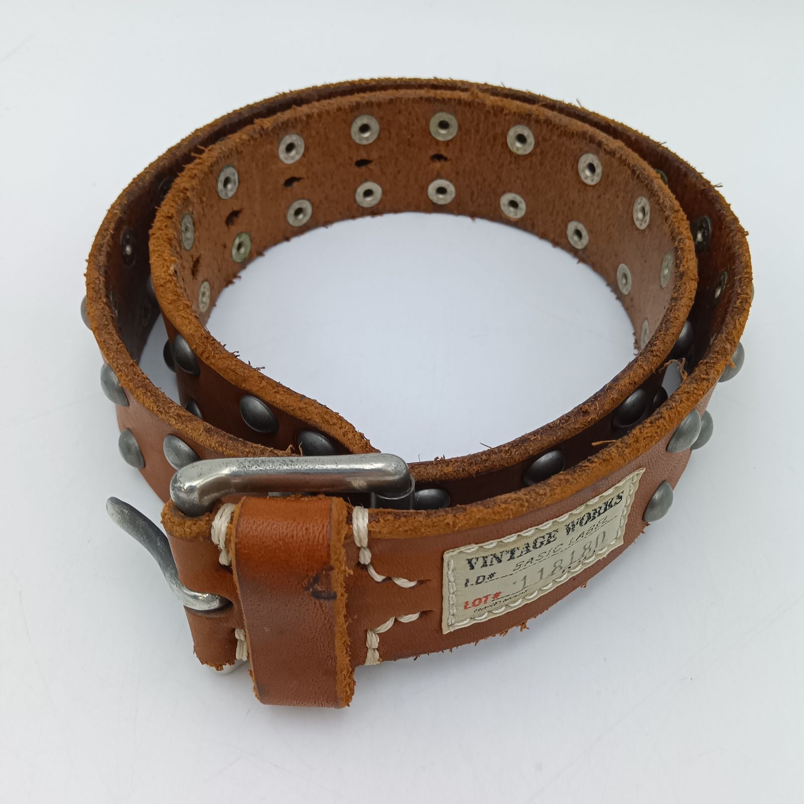 ビンテージワークス　スタッズ付きブラウンレザーベルト Vintage Works ヴィンテージワークス レザーベルト スタッズ ブラウン