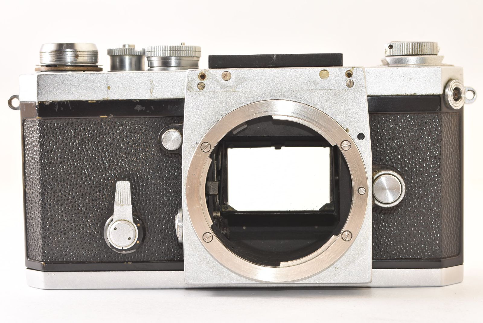 ☆ジャンク品☆ Nikon ニコン F ボディ シルバー ファインダーなし