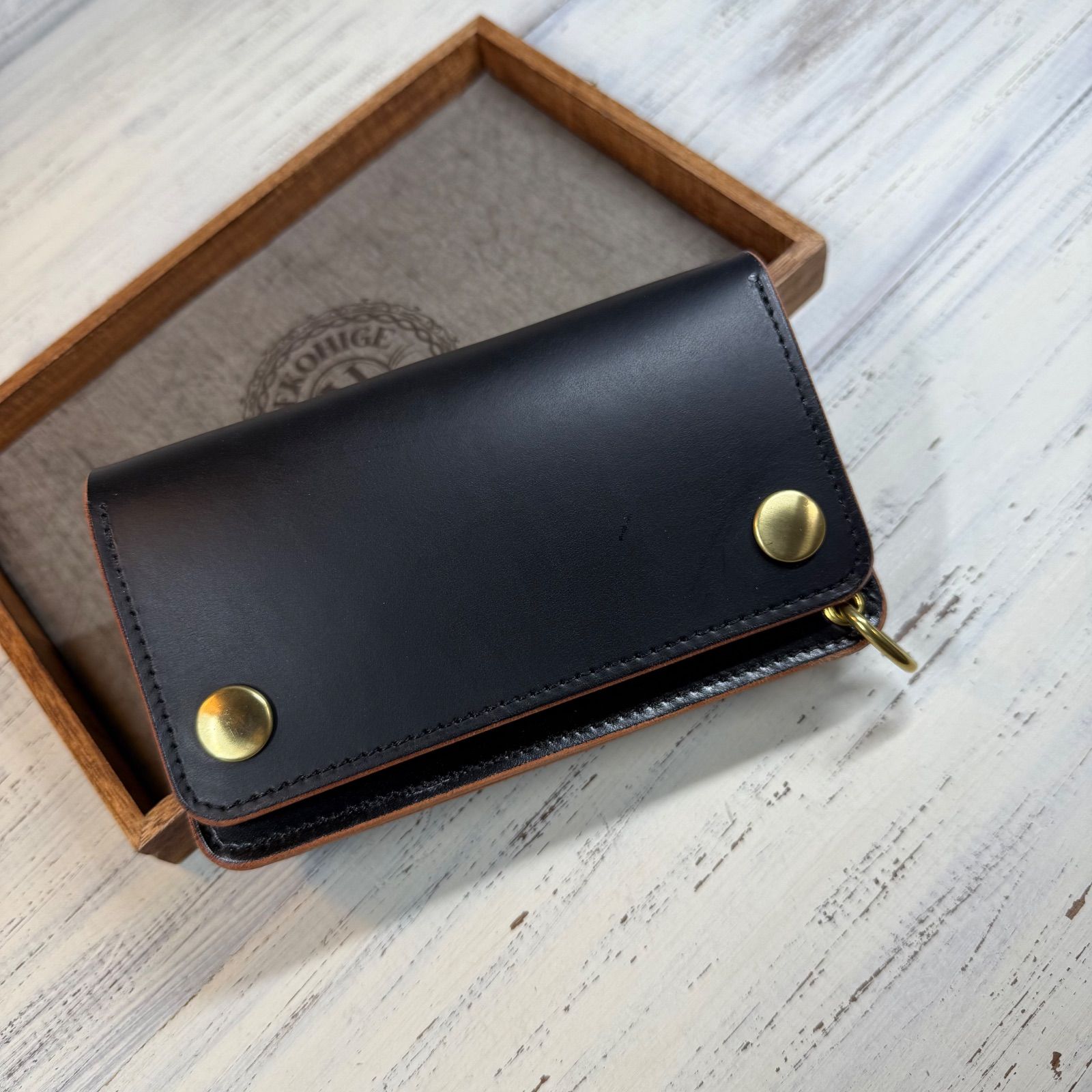 トラッカーウォレット ミドル3層】ブラック 茶芯 ゴールド YKK - メルカリ