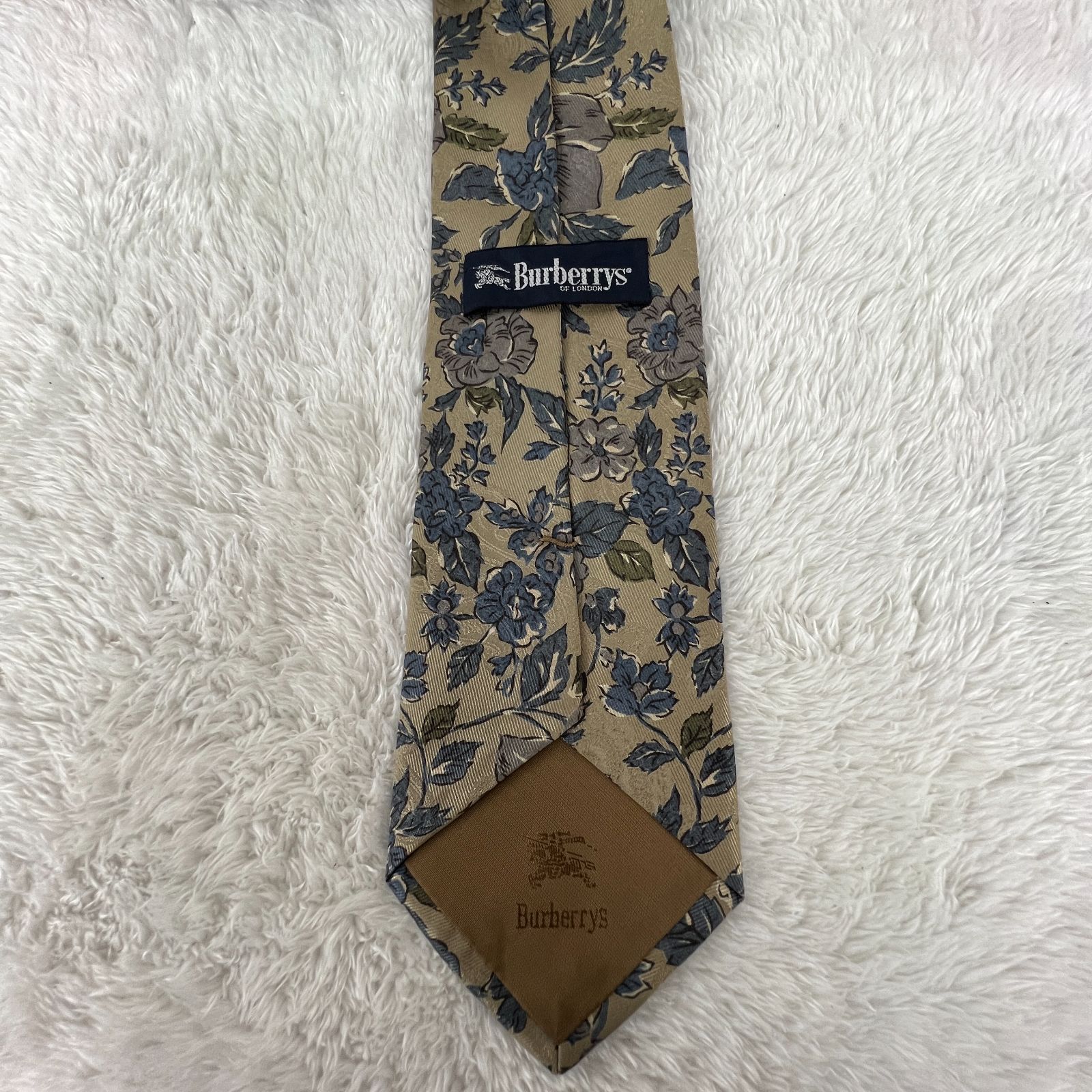 美品》BURBERRY LONDON (バーバリーロンドン) シルクネクタイ 総柄