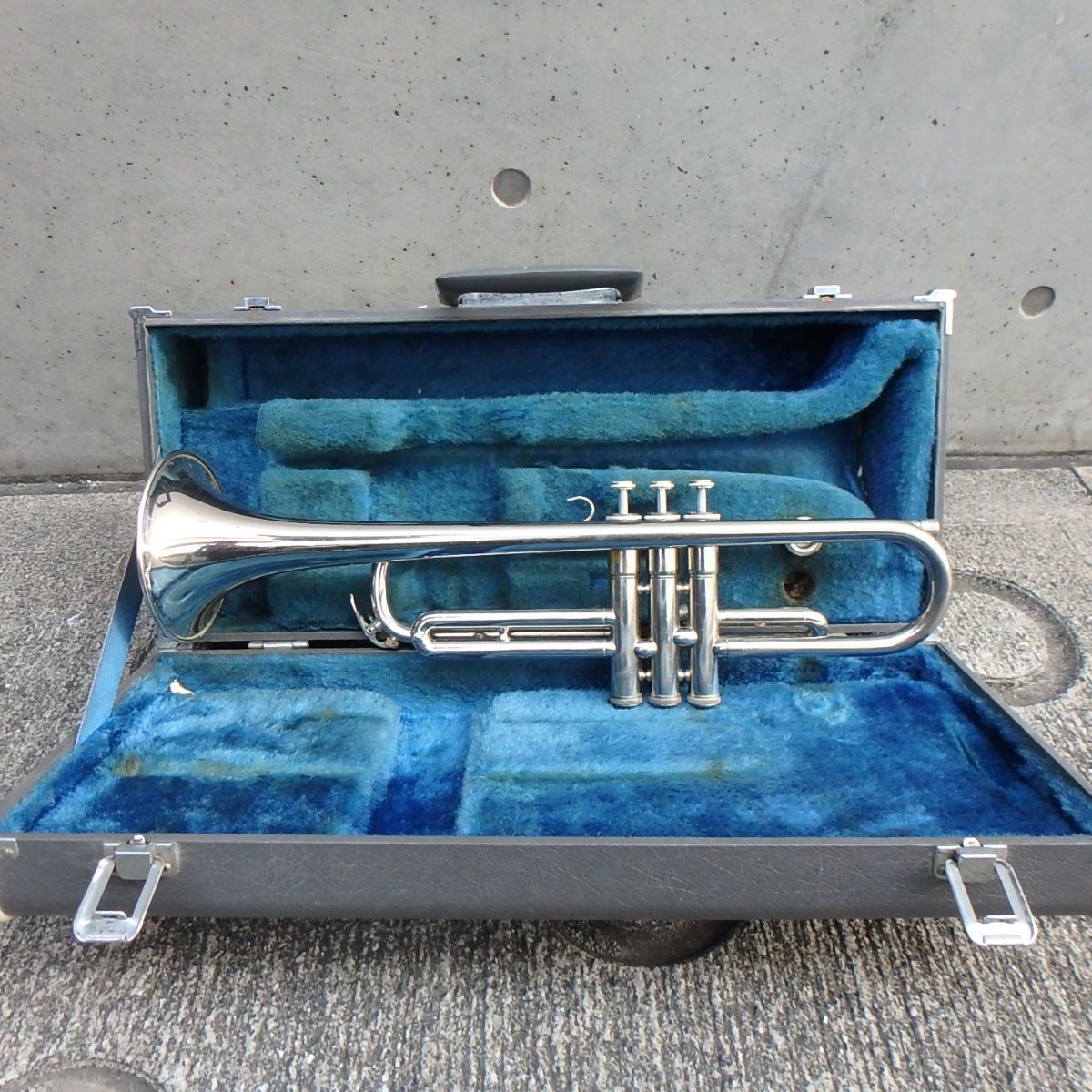 No11【発送のみ】YAMAHA ヤマハ トランペット YTR135 学校備品 金