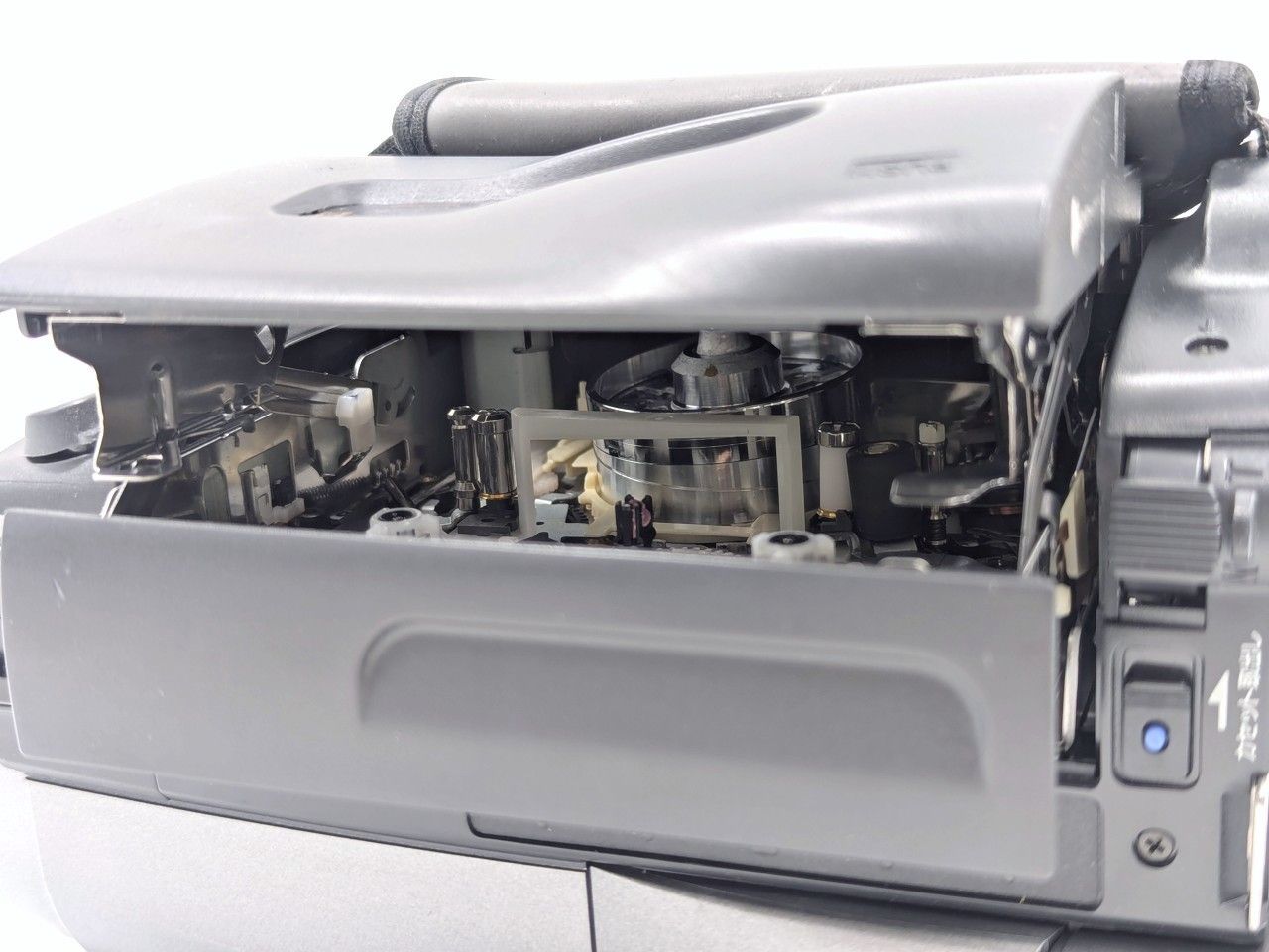 8mmテープのダビングに！ SONY ソニー ビデオカメラ CCD-TRV513 02 7