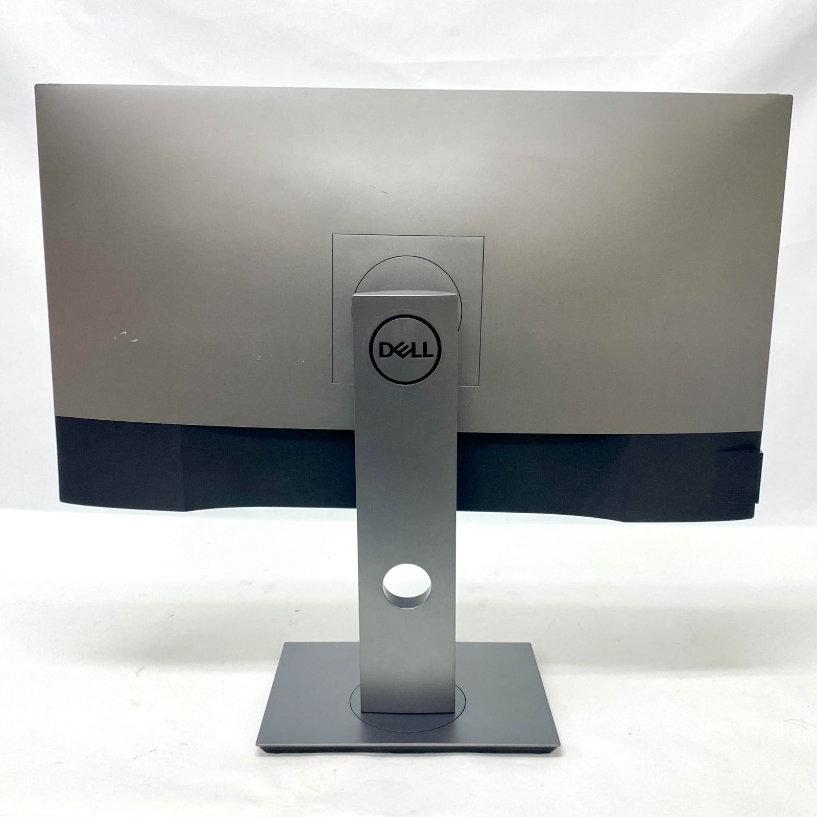 Dell U2720QM 27インチ 4K モニター No2359 - メルカリ