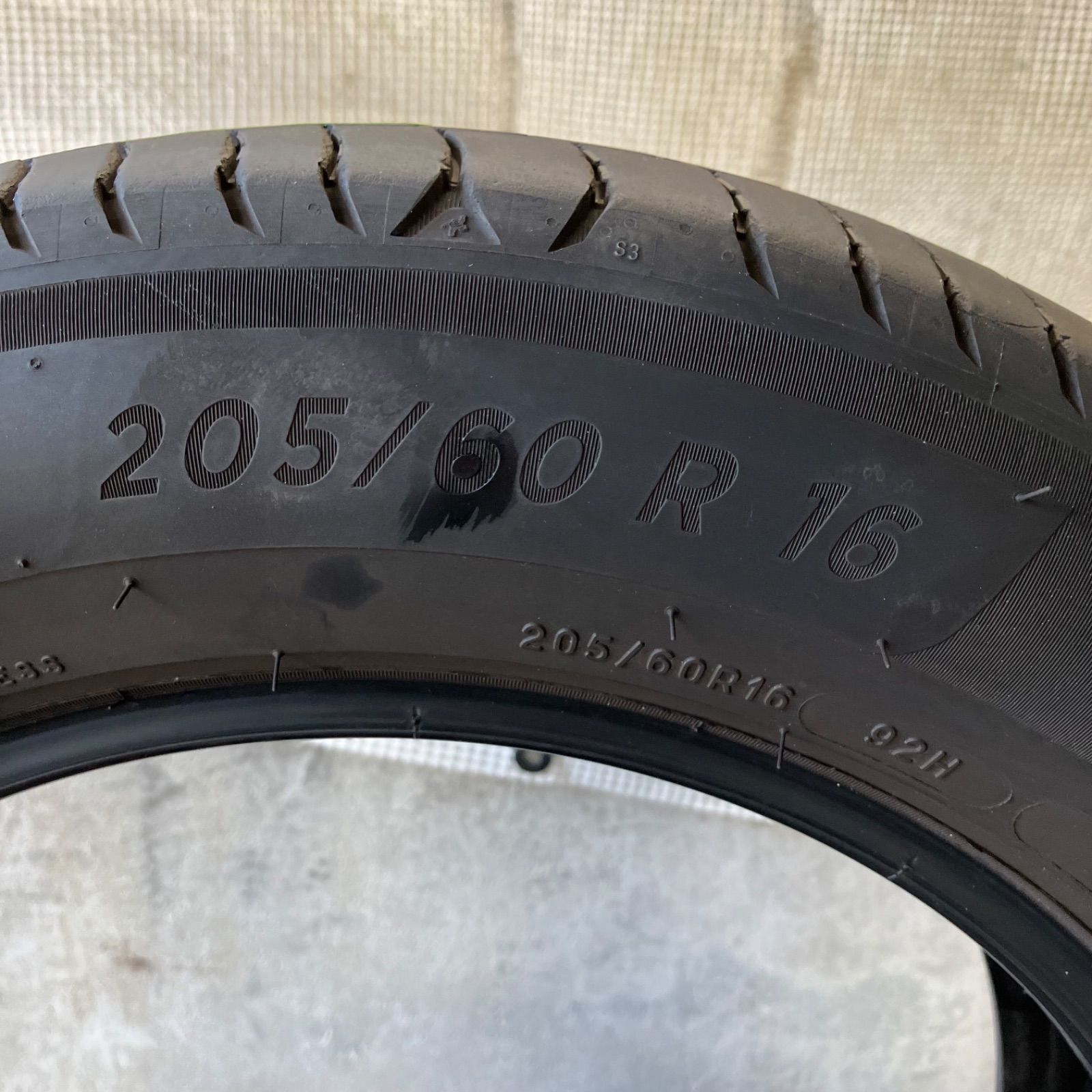 送料込み]205/60R16 92H 2022年製 MICHELIN PRIMACY4 ミシュラン 
