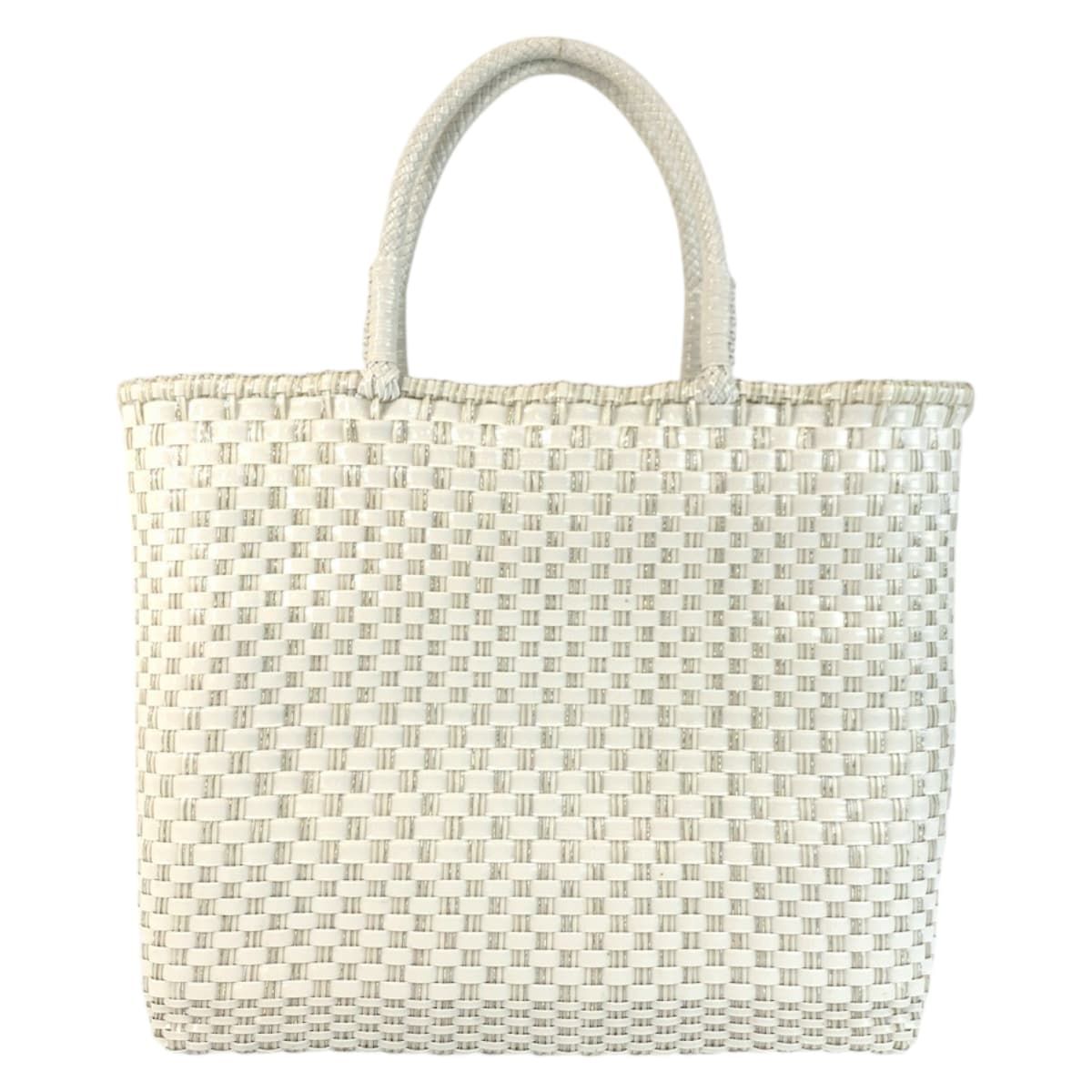 美品 ANTEPRIMA アンテプリマ イントレッチオ ホワイト シルバー金具