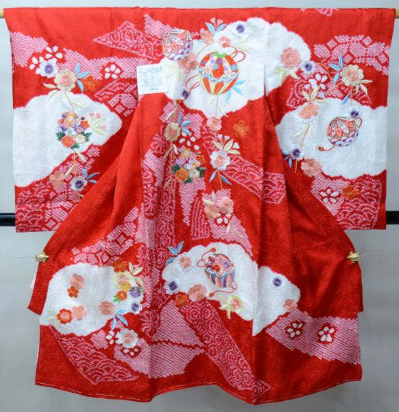 お宮参り産着 正絹 のしめ 女児 着物 高級 絞り 総刺繍 綸子地 赤地 毬 