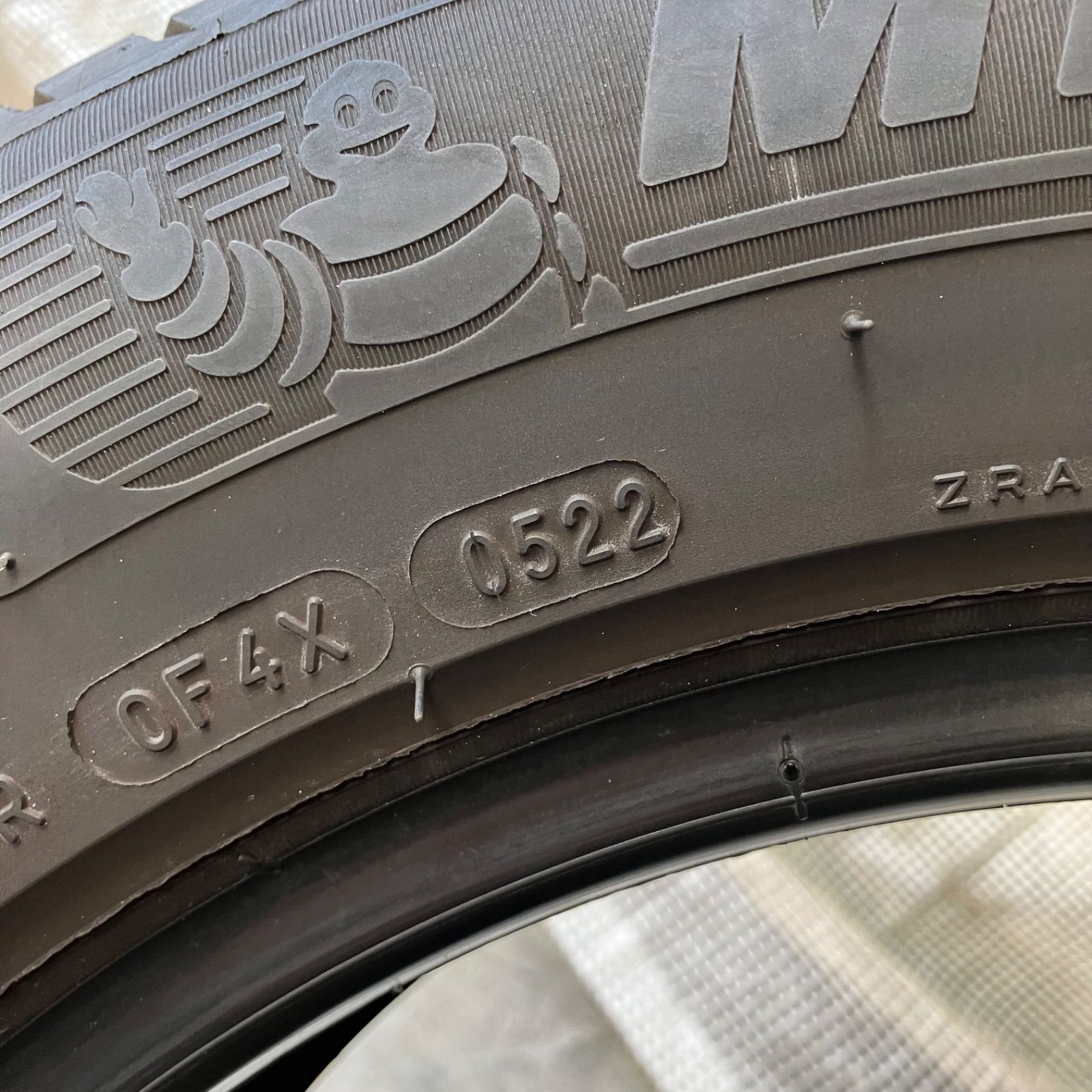 送料込み]205/60R16 92H 2022年製 MICHELIN PRIMACY4 ミシュラン 
