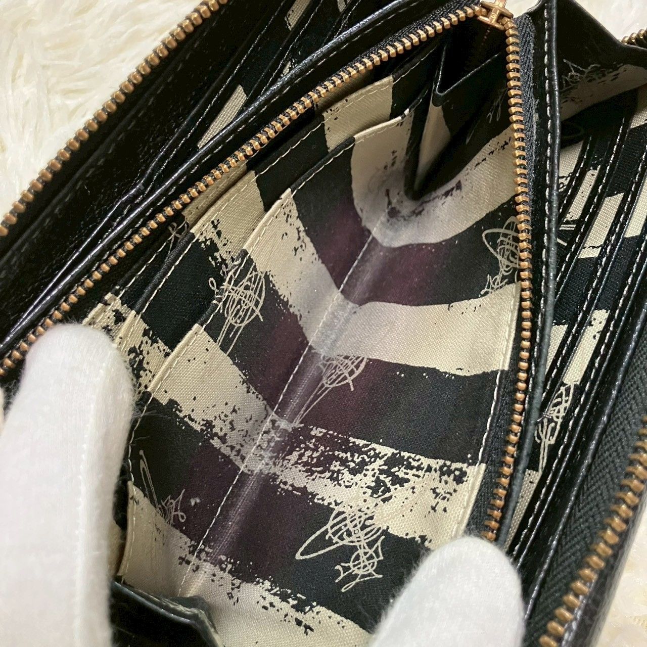 ヴィヴィアンウエストウッド 2way ショルダーウォレット 長財布 金 