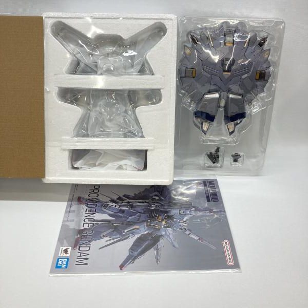 中古】バンダイ METAL BUILD プロヴィデンスガンダム 開封品 機動戦士