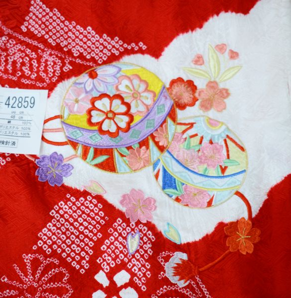 お宮参り産着 正絹 のしめ 女児 着物 高級 絞り 総刺繍 綸子地 赤地 毬