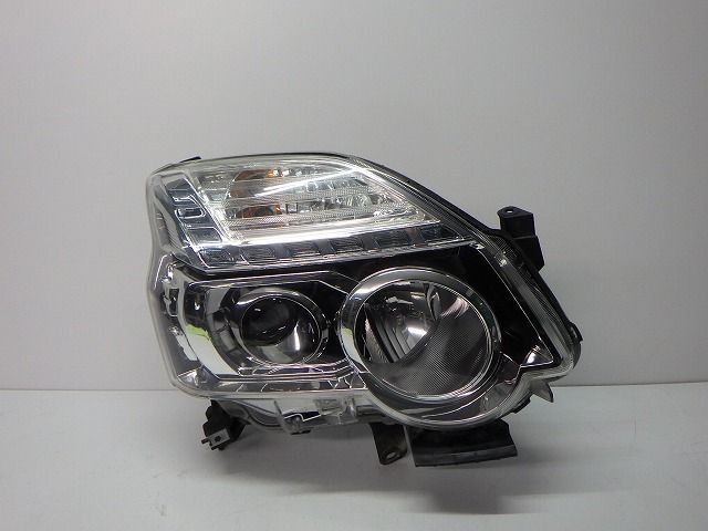 エクストレイル 右ヘッドライト HID T31 NT31 後期 1849 W 26010-3UB5A