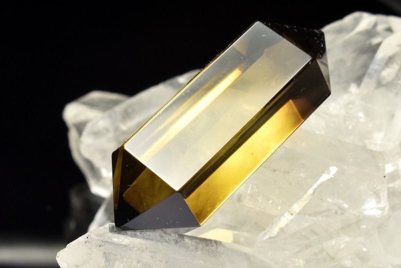 1点物】希少◇魔晶宙斯 ゼウスクォーツ(スモーキーシトリンファントム