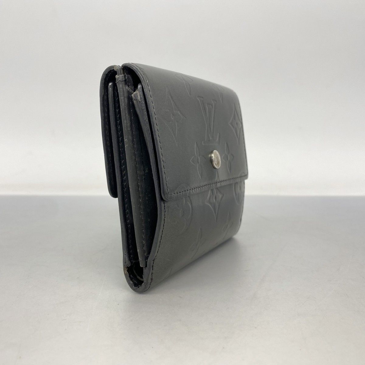 ルイヴィトン モノグラムマット ポルトモネ・ヴィエ・カルトクレディ M65112 ルイ・ヴィトン(Louis Vuitton) ルイ・ヴィトン 三つ折り財布