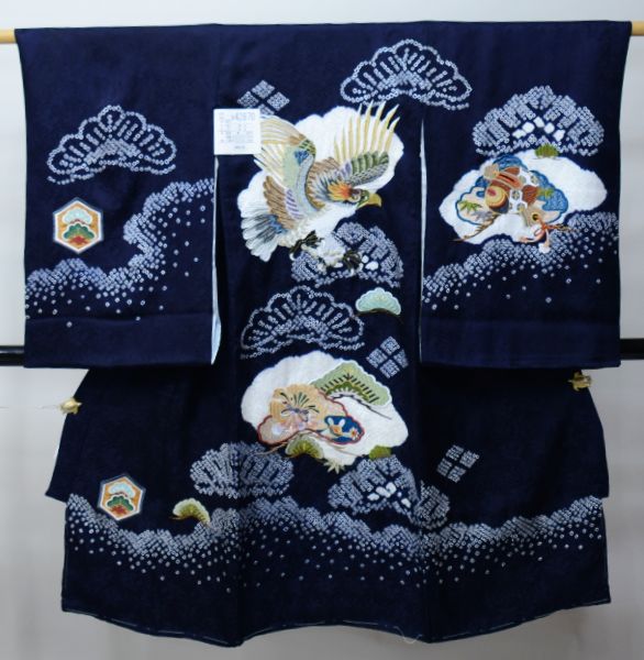 お宮参り 産着 男児 正絹 のしめ 着物 高級 綸子地 絞り 総刺繍 濃紺色