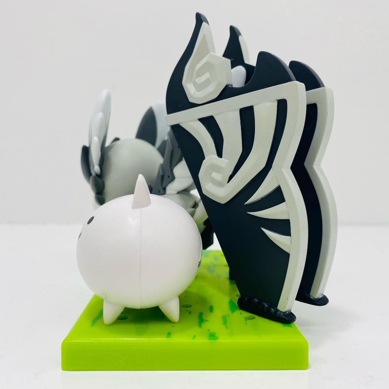 飾磨店】 中古 幼獣ガル～超極ネコ祭～にゃんこ軍団出陣フィギュア