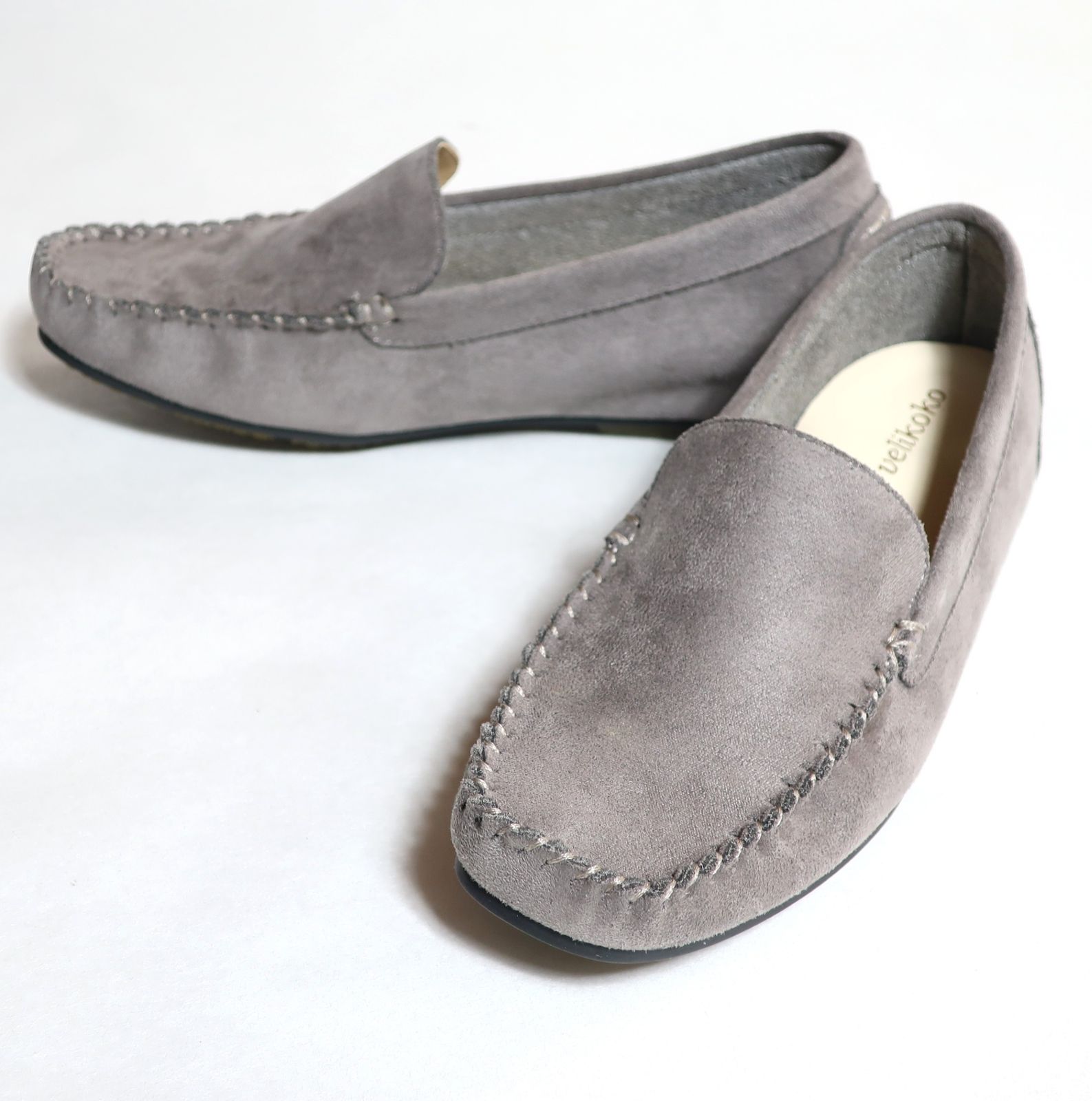 美品】ヴェリココ☆シンプルで上品♪ スウェードモカシン