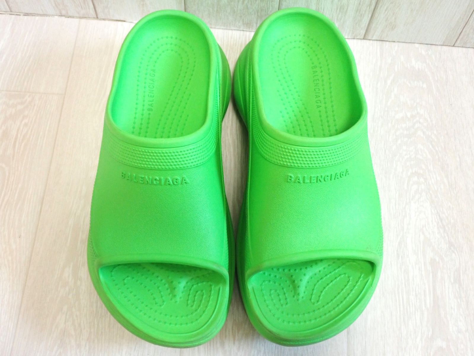 BALENCIAGA バレンシアガ × CROCS クロックス Pool Crocs SLIDE RUB