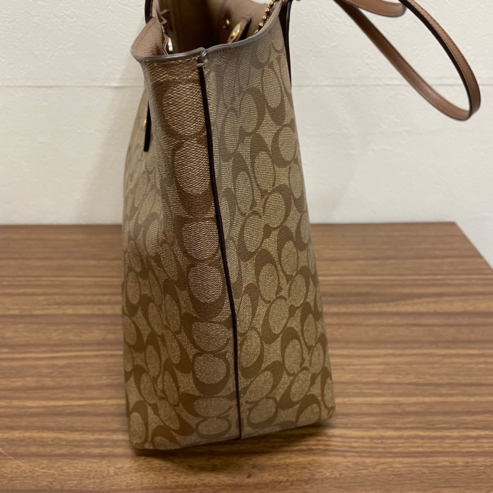 ☆【美品】COACH コーチ トートバッグ 肩かけ シグネチャー F76636 PVC