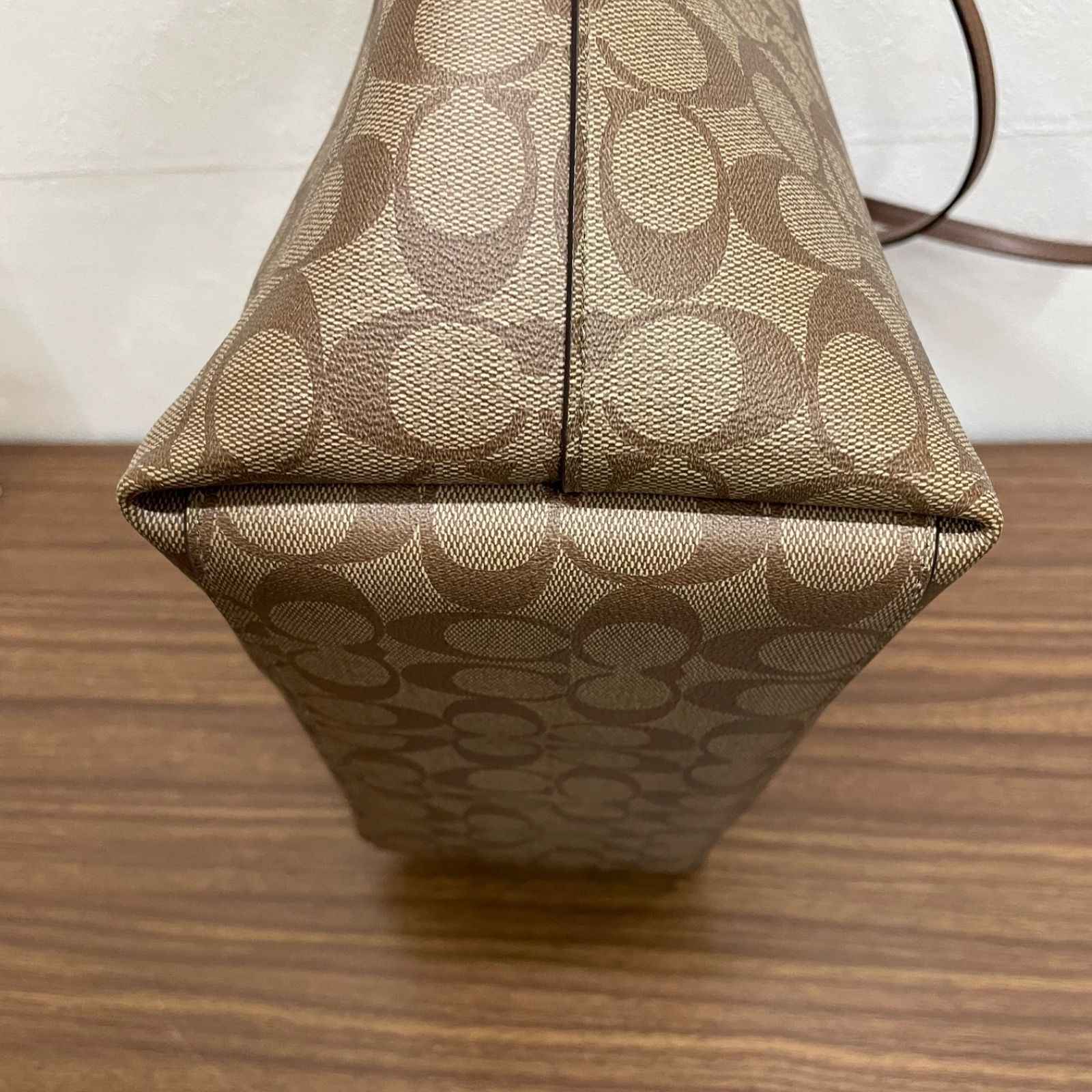 ☆【美品】COACH コーチ トートバッグ 肩かけ シグネチャー F76636 PVC