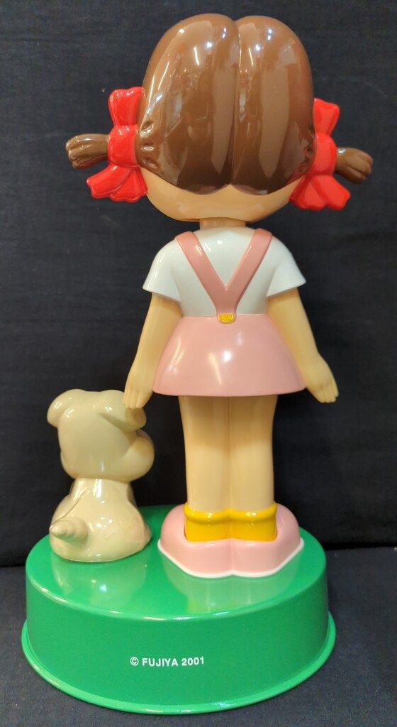 ペコちゃん-ドッグ人形