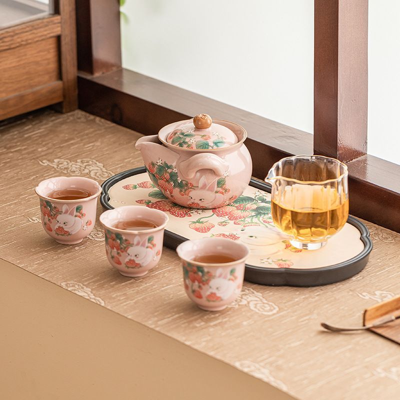 新品未使用 イチゴ 兎 汝窯 功夫茶道具 セット 家庭用 女性用 高級
