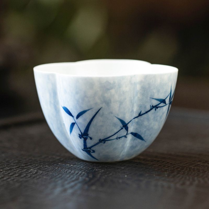 新品未使用 手作り墨竹四弁カップ 陶器湯呑み オーナーカップ 家庭用