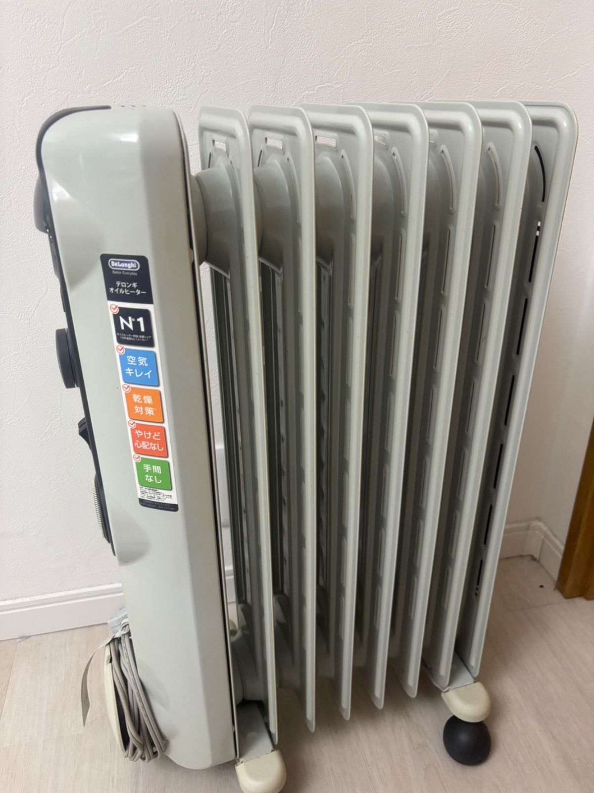 デロンギ オイルヒーター HJ0812 8〜10畳用 タイマー付き 説明書あり
