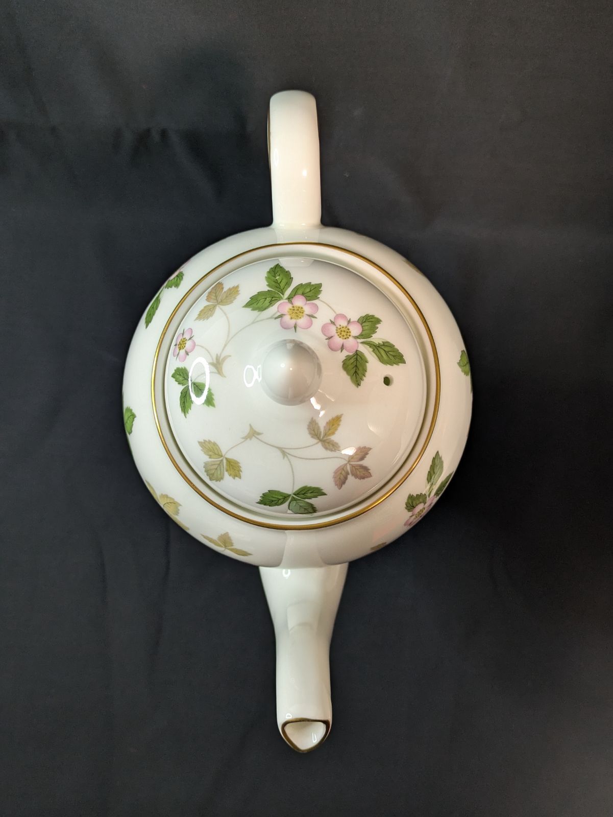 ボーンチャイナ