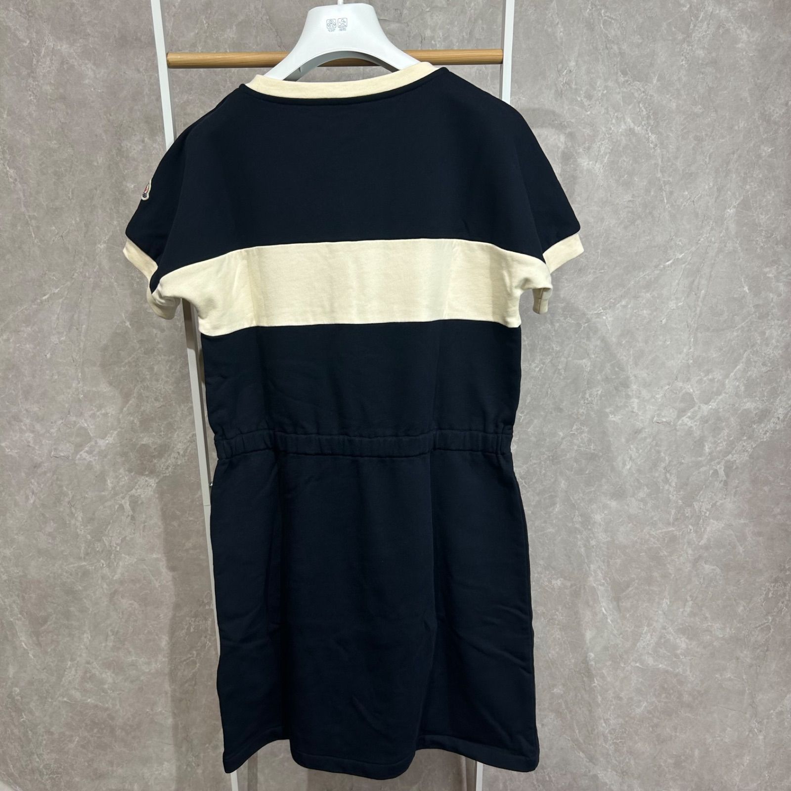 極美品 MONCLER ポロワンピース 140cm ネイビー/ホワイト 極美品 MONCLER ポロワンピース 140cm ネイビー/ホワイト 極美品