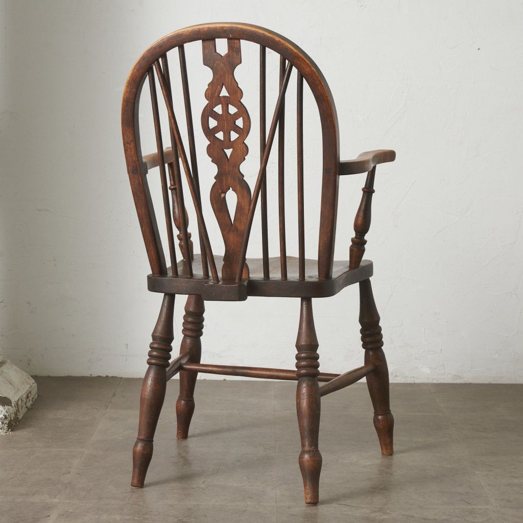 英国 アンティーク ウィンザーチェア ホイールバック アームチェア