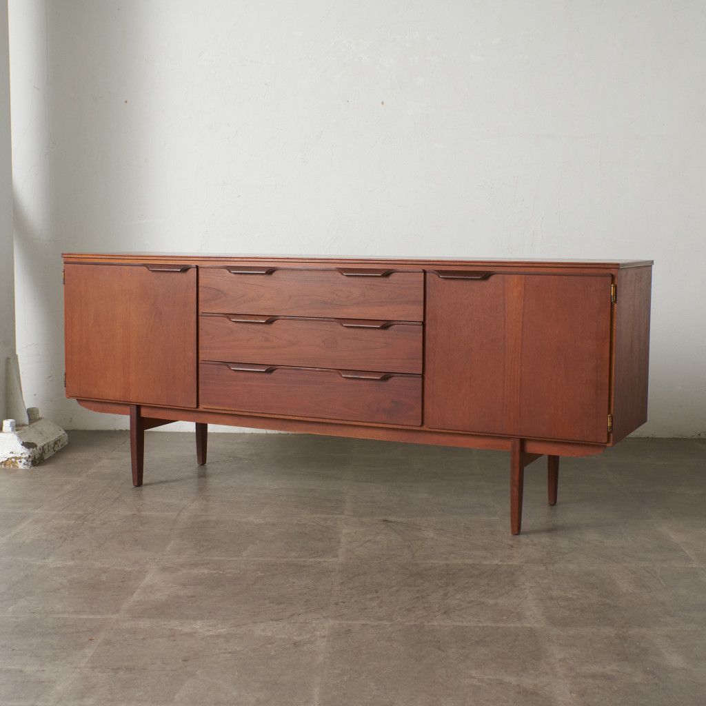 Austinsuite サイドボード チーク 英国 ミッドセンチュリー