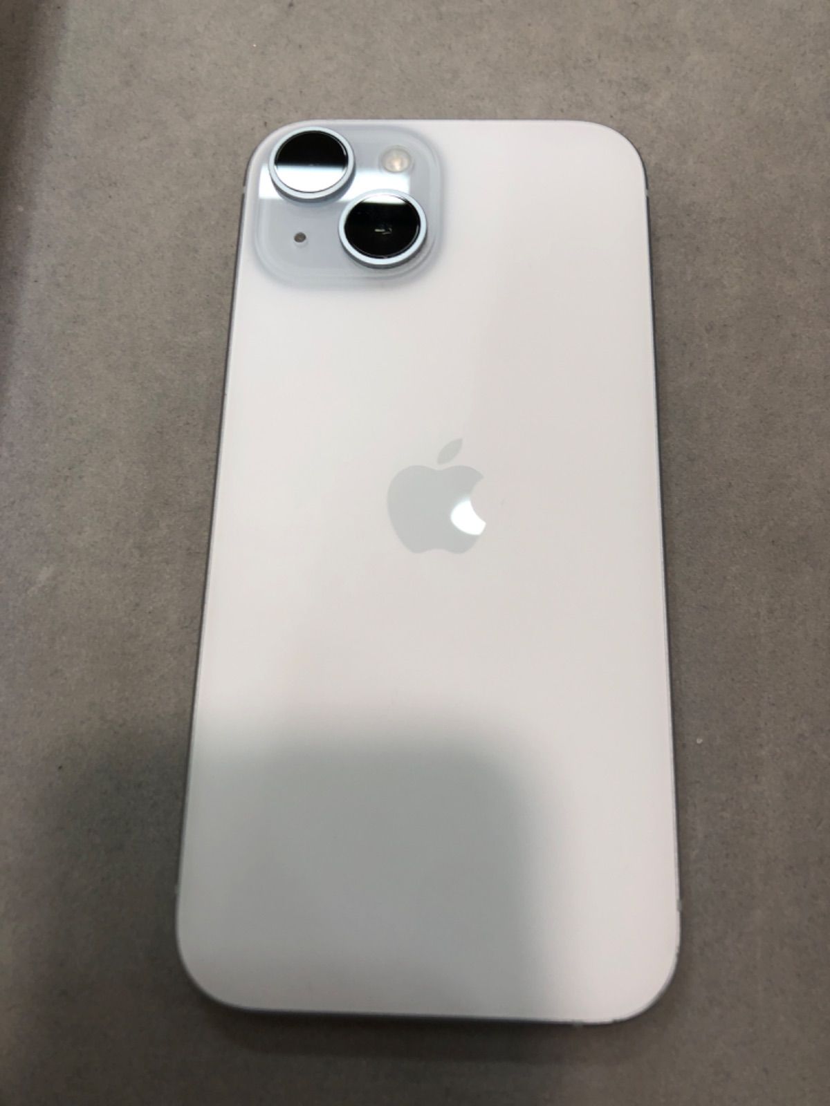 iPhone 15 128GB ブルー バッテリー89% SIMフリー - メルカリ