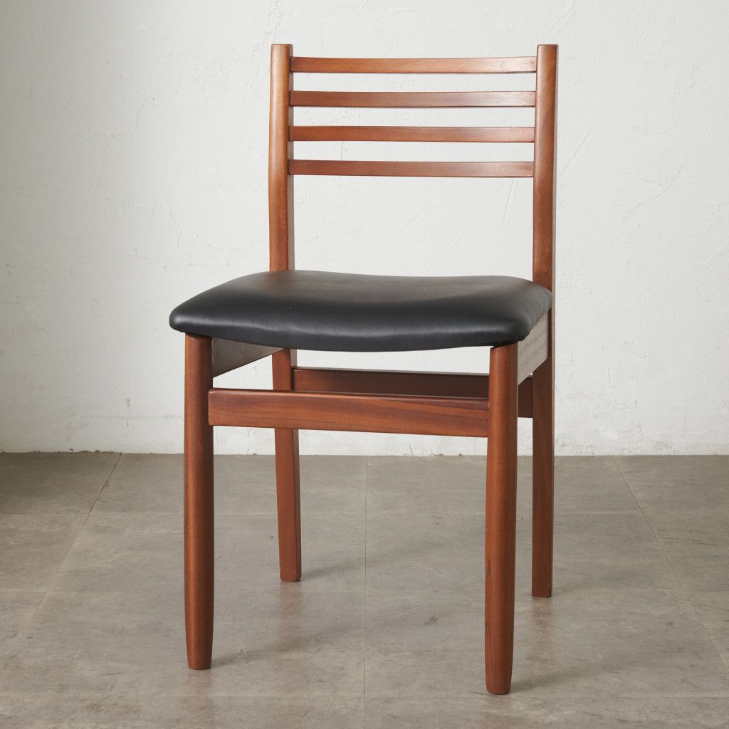 【①】ラダーバックチェア ヴィンテージ オーク材 無垢材 民芸家具 張替済 イギリス ヴィンテージ ダイニングチェア ラダーバック 無垢材