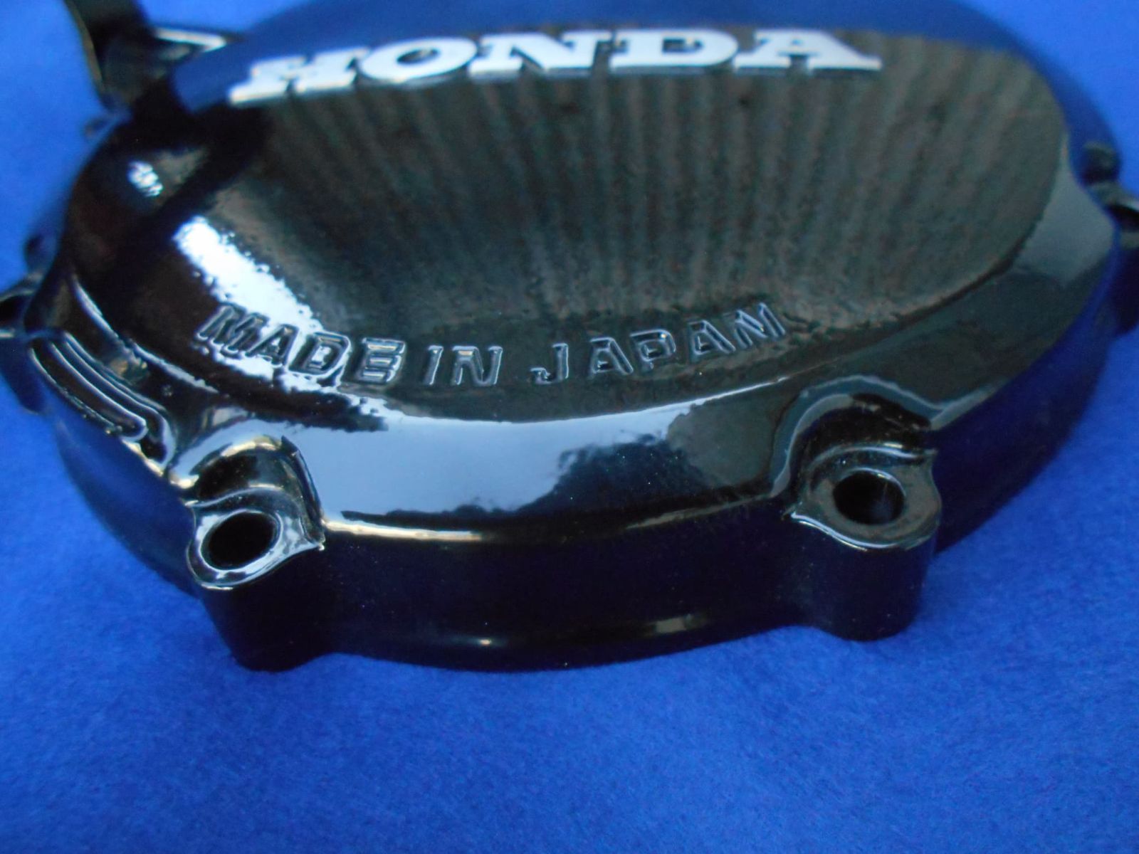 CBX400F クラッチカバー 当時物 黒色艶あり粉体塗装済み 再生品