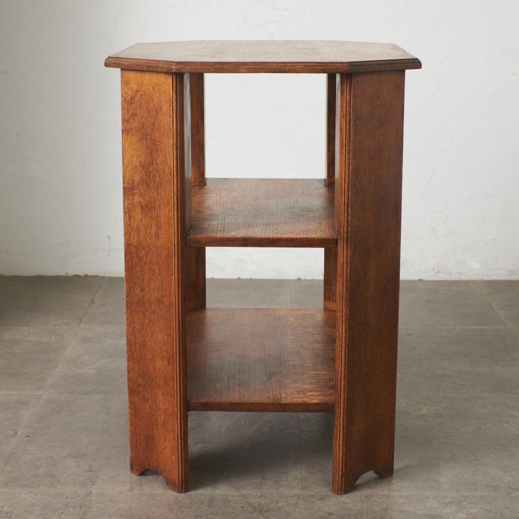 英国 アンティーク サイドテーブル アールデコ オーク 無垢材 木彫刻