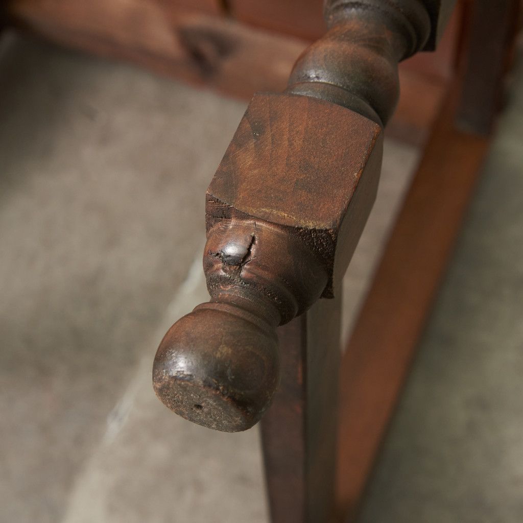 スペイン ヴィンテージ ダイニングチェア 本革 木彫刻 ビーチ 無垢材