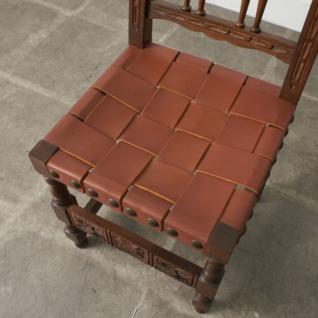 スペイン ヴィンテージ ダイニングチェア 本革 木彫刻 ビーチ 無垢材