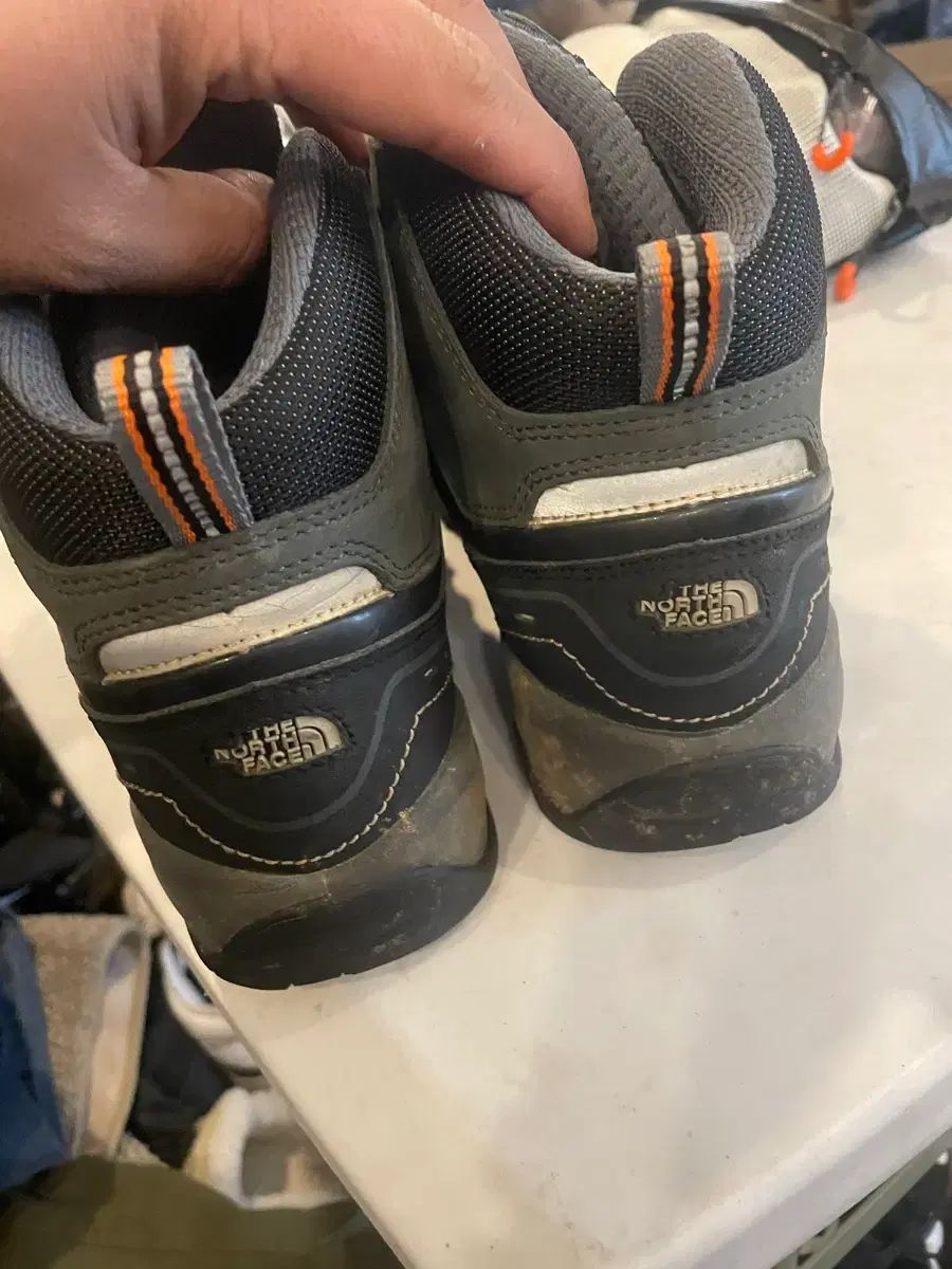 ノースフェイス CALIPH 登山靴 GORE-TEX