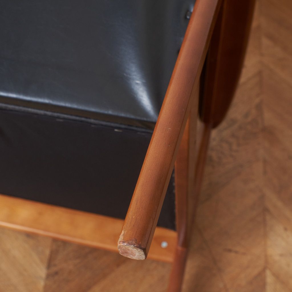 ラウンジチェア