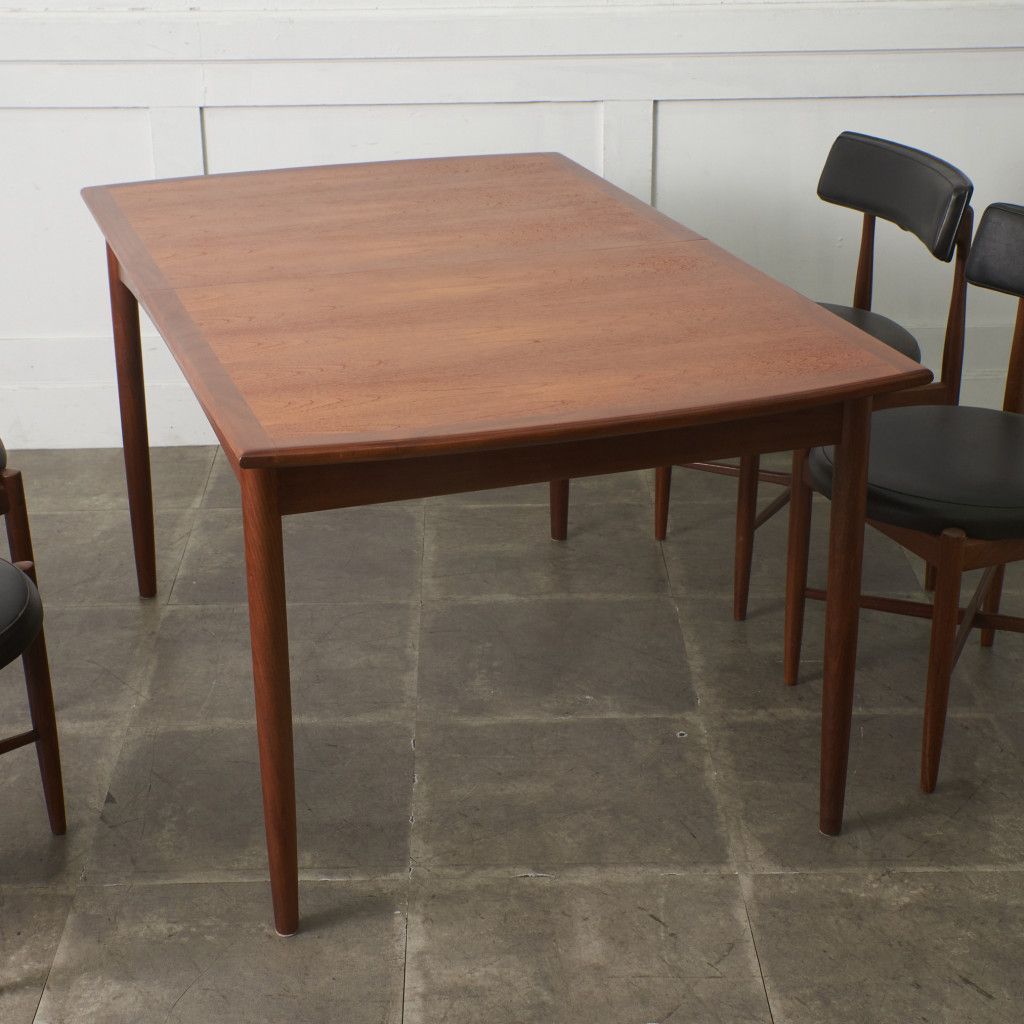 イギリス G-PLAN ブラジリア ダイニングテーブル チーク 英国