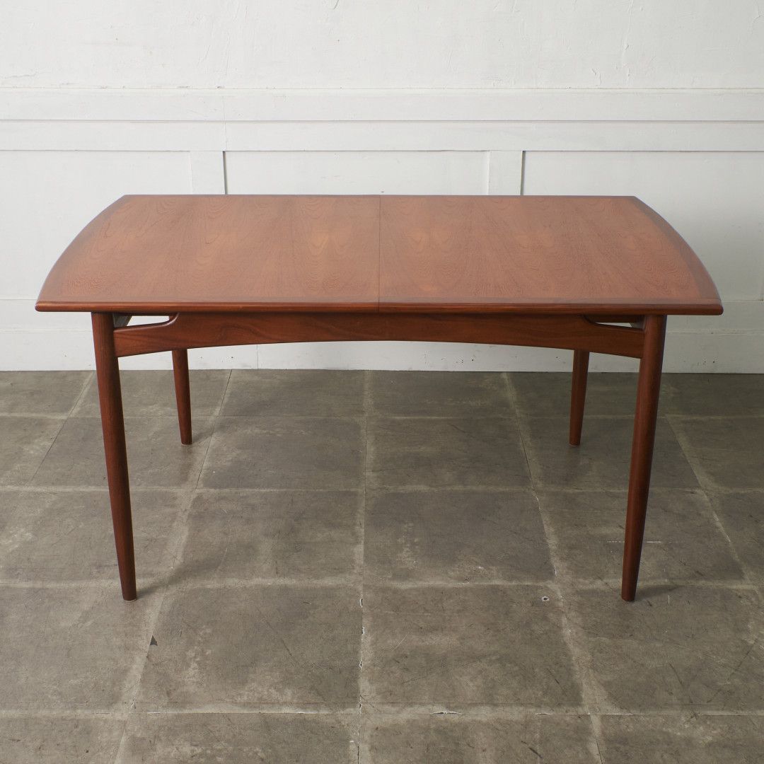 イギリス G-PLAN ブラジリア ダイニングテーブル チーク 英国