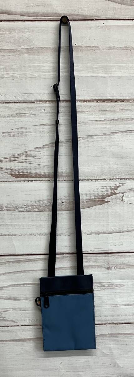 PAUL SMITH ポールスミス ブランデッドウェビングスマホショルダー